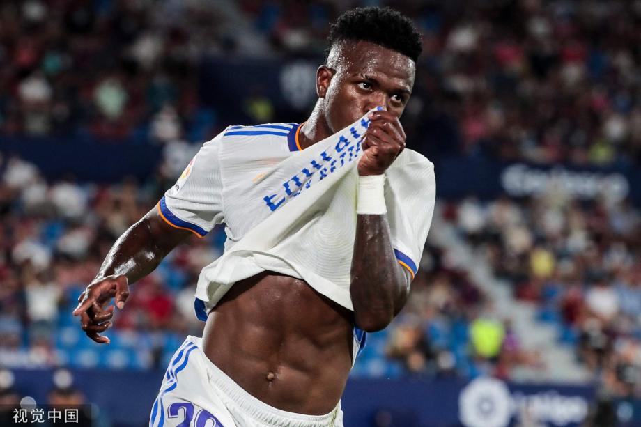 正是对勇士 正是对勇士