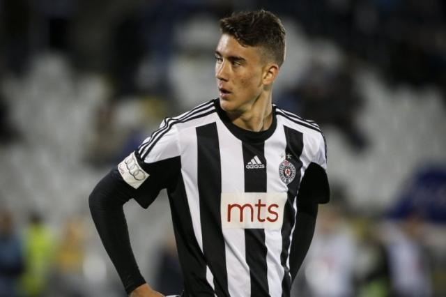 仅让球迷震 仅让球迷震