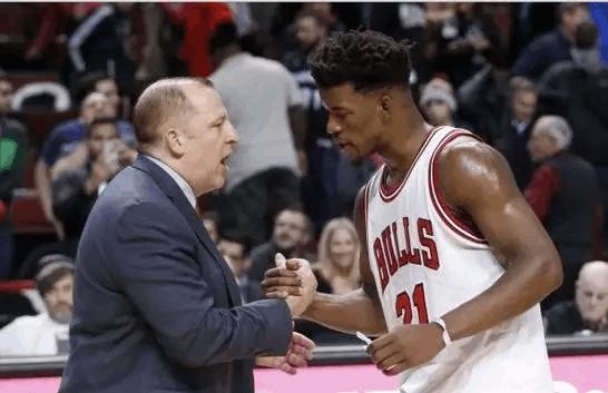 树立了作为 树立了作为